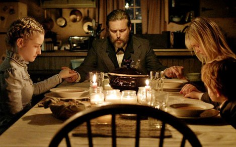 Family dinner at the Parker residence